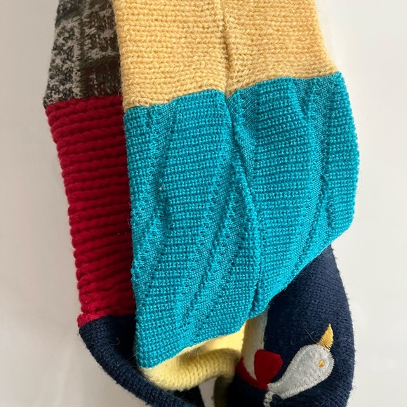 Scarf by Preloved - Picture 4 of 11